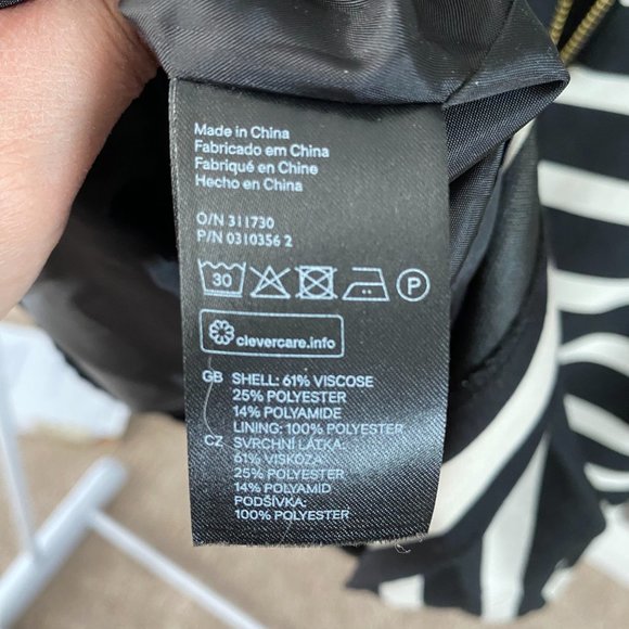 H&M Stripe Horizontal Dress - Picture 5 of 5